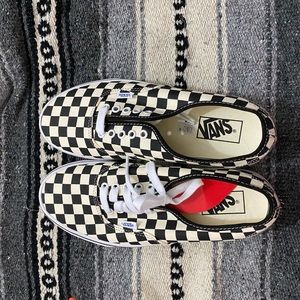 brand new checkered vans